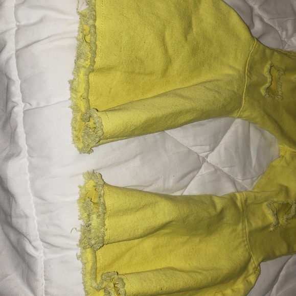 Yellow frayed 4t girl bell bottoms - Picture 3 of 3